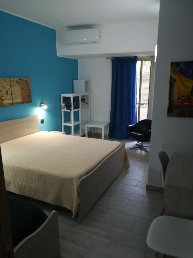 Piazza Castello Bed & Breakfast Santo Stefano Quisquina Bagian luar foto