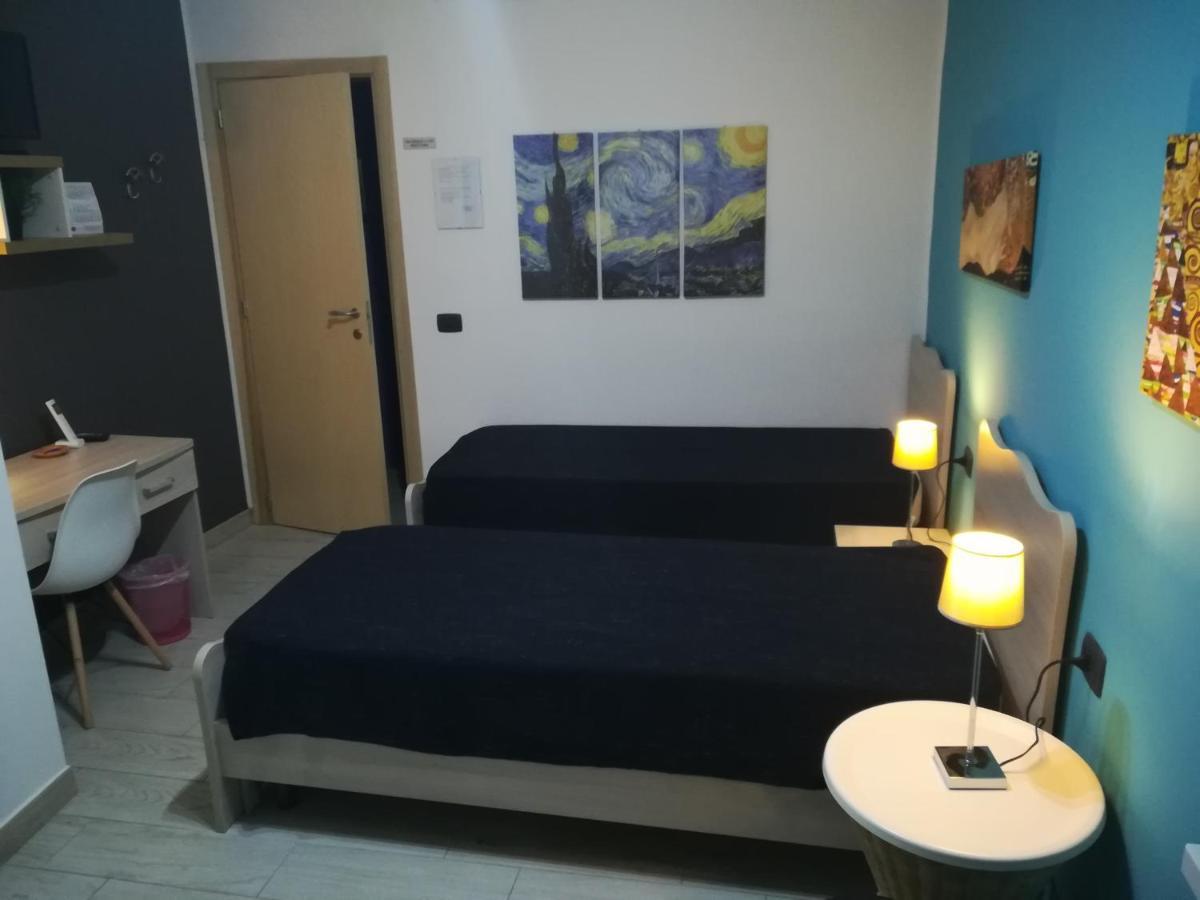 Piazza Castello Bed & Breakfast Santo Stefano Quisquina Bagian luar foto