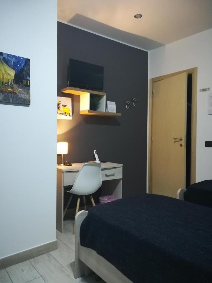 Piazza Castello Bed & Breakfast Santo Stefano Quisquina Bagian luar foto