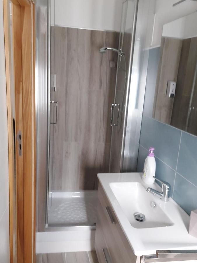 Piazza Castello Bed & Breakfast Santo Stefano Quisquina Bagian luar foto